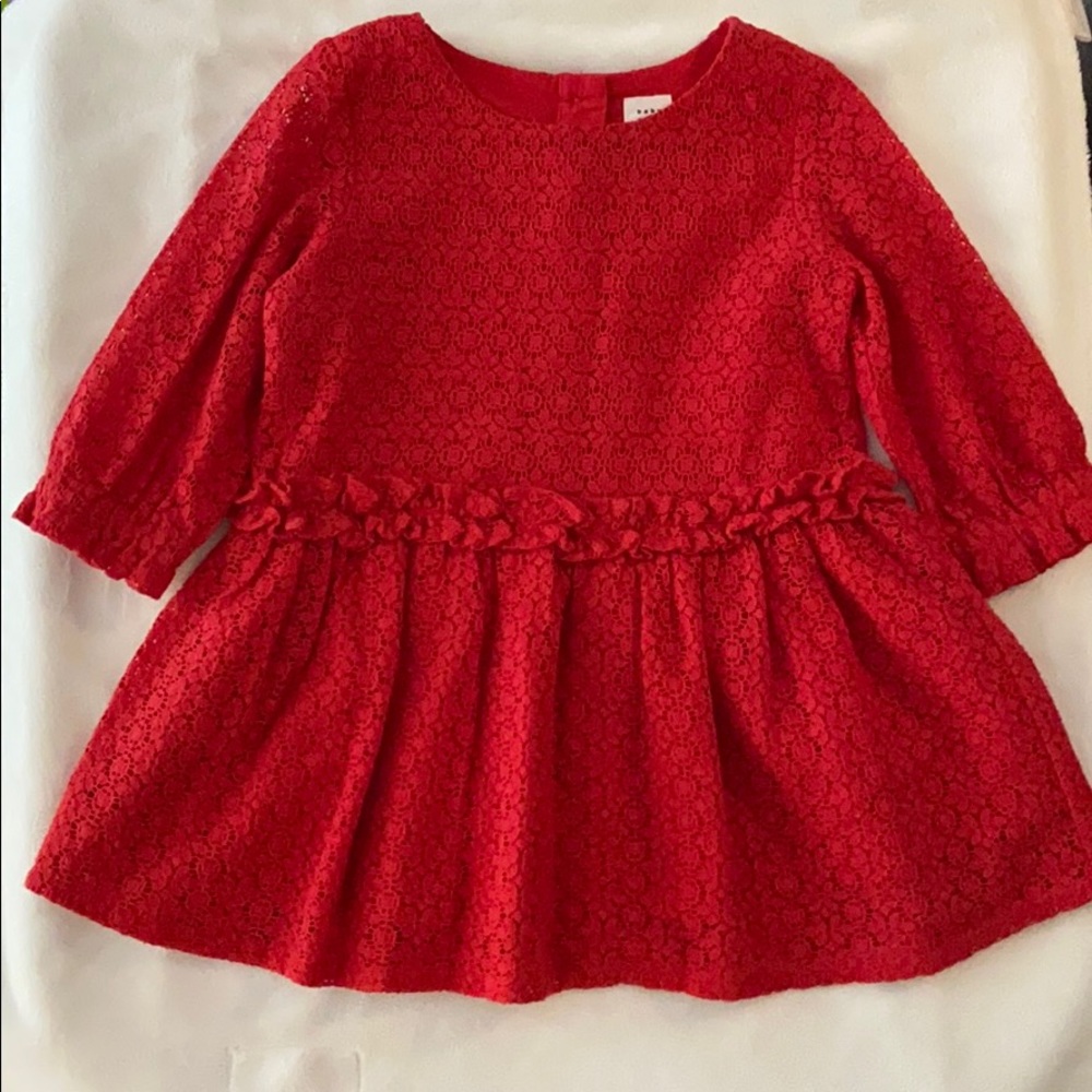 ✨Adorable lace dress by Gap